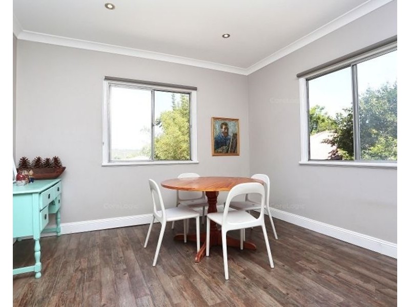 6 Schelbach Street, Booval QLD 4304