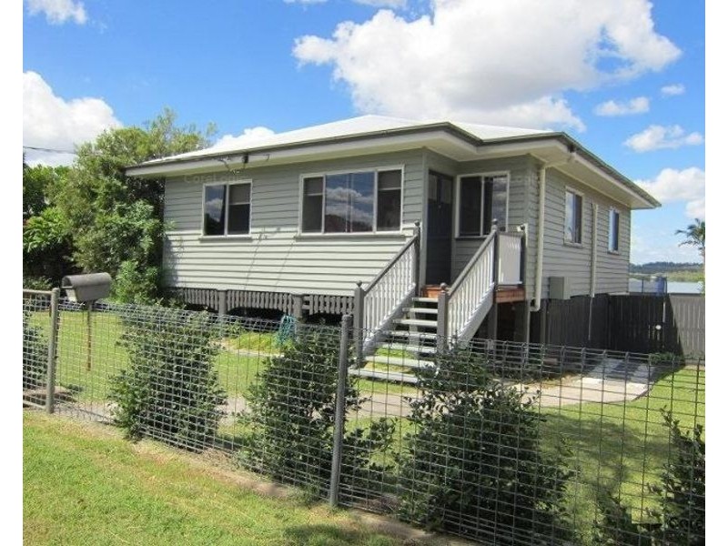 6 Schelbach Street, Booval QLD 4304