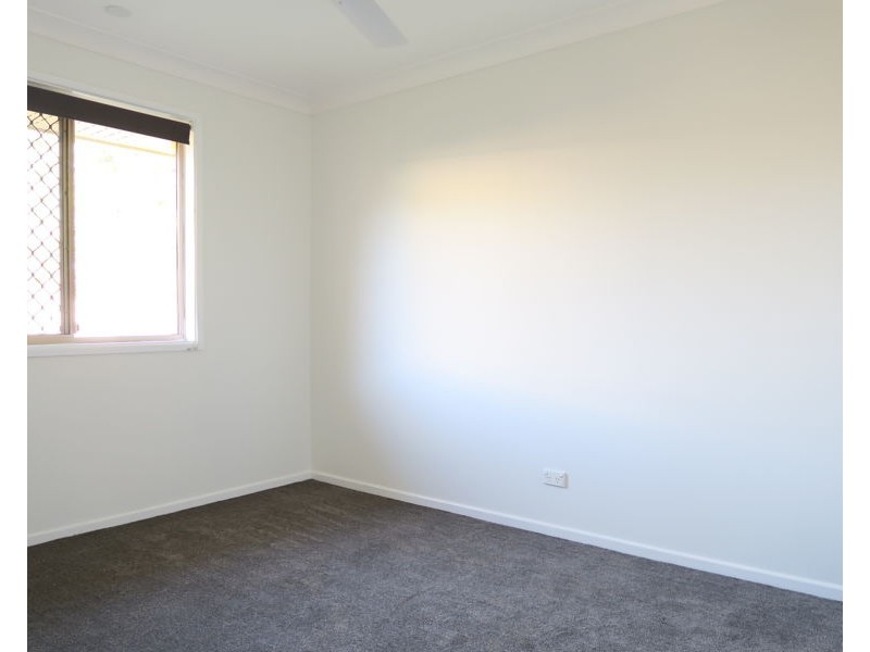 6 Hillier Court, Flinders View QLD 4305