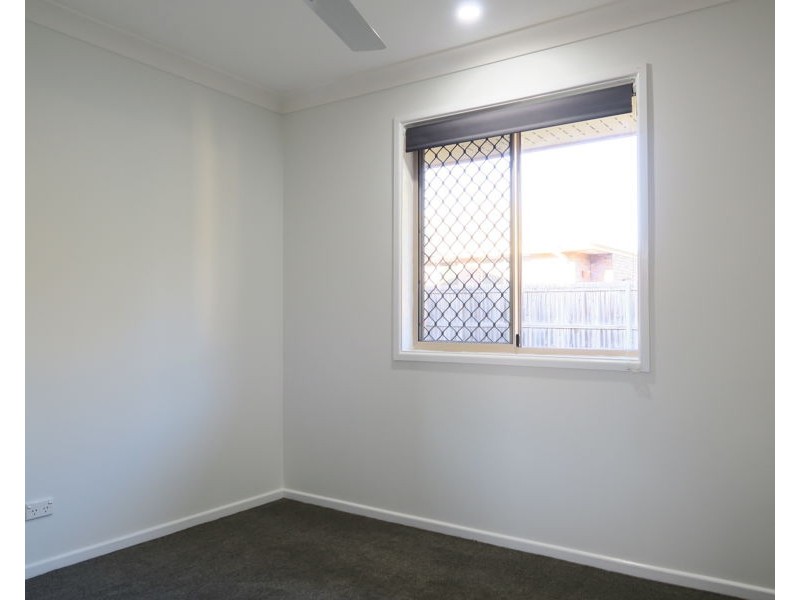 6 Hillier Court, Flinders View QLD 4305