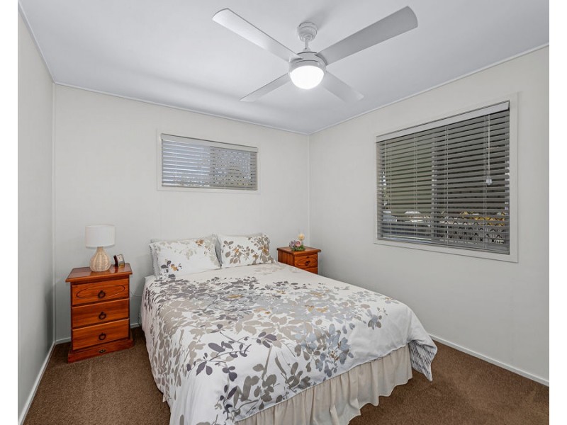 33 Cascade Street, Raceview QLD 4305