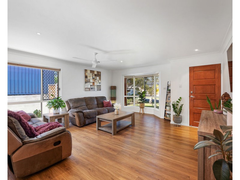 20 Jonquil Circuit, Flinders View QLD 4305