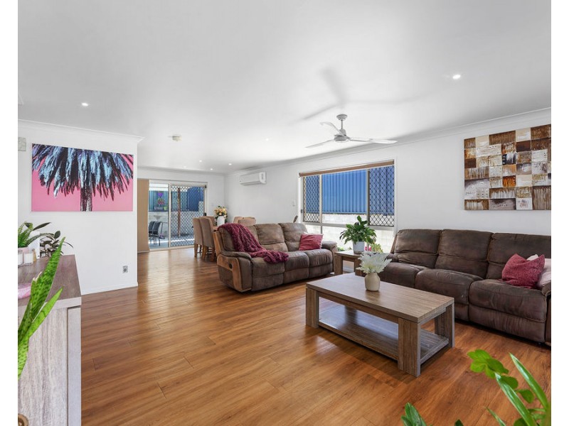 20 Jonquil Circuit, Flinders View QLD 4305