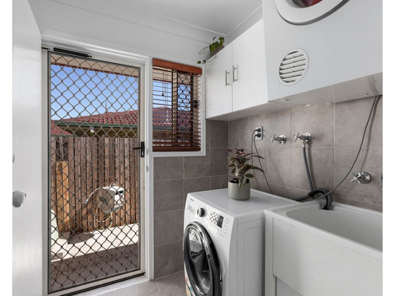 20 Jonquil Circuit, Flinders View QLD 4305