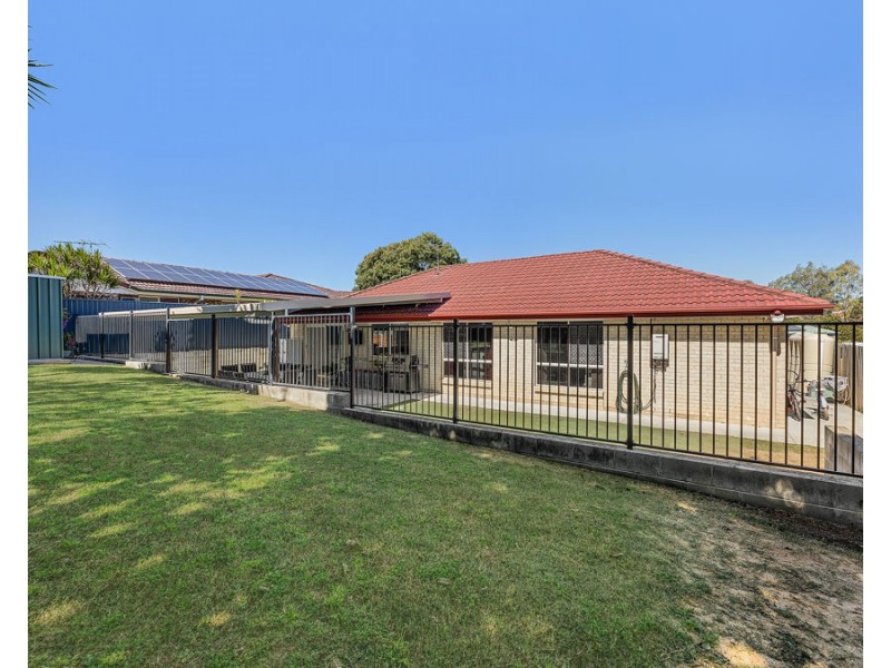 20 Jonquil Circuit, Flinders View QLD 4305