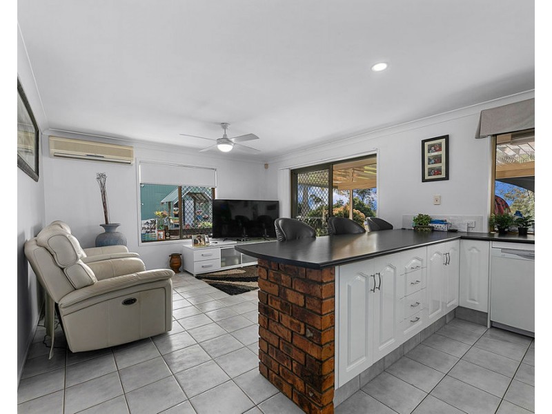 77 Winland Drive, Deebing Heights QLD 4306