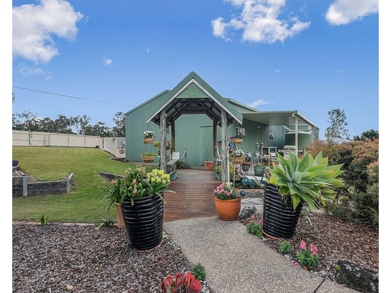 77 Winland Drive, Deebing Heights QLD 4306