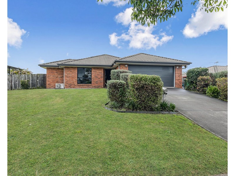 92 Reif Street, Flinders View QLD 4305