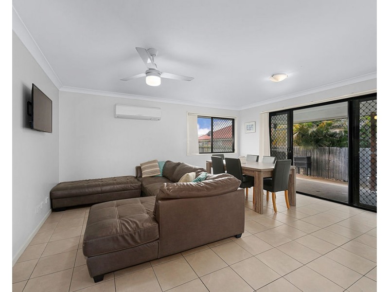 92 Reif Street, Flinders View QLD 4305