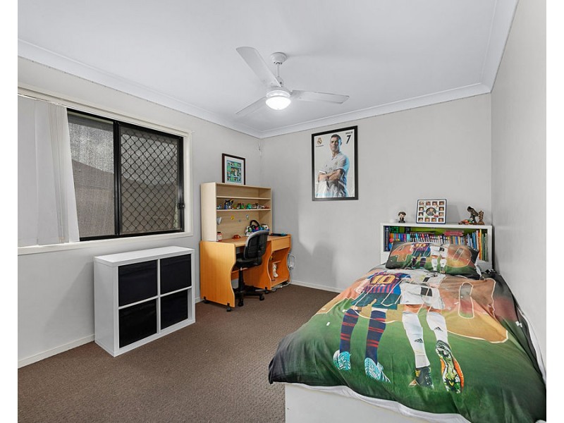 92 Reif Street, Flinders View QLD 4305