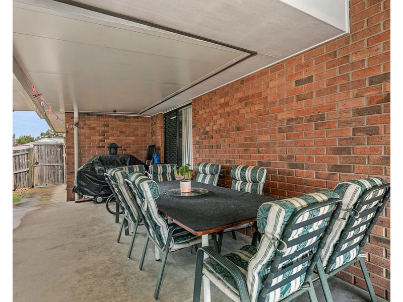 92 Reif Street, Flinders View QLD 4305