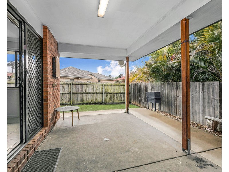 92 Reif Street, Flinders View QLD 4305
