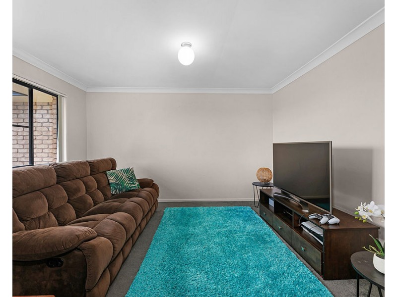 11 Dewhurst Crescent, Raceview QLD 4305