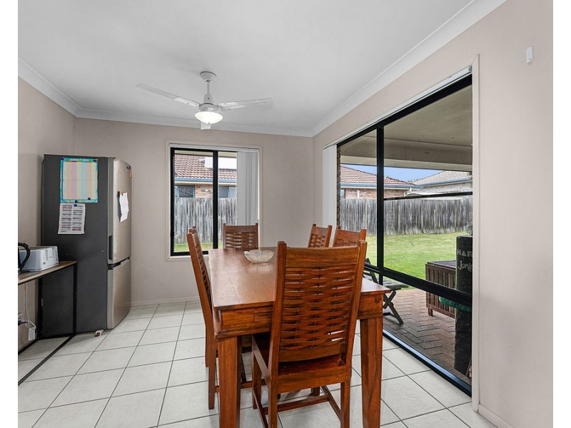 11 Dewhurst Crescent, Raceview QLD 4305