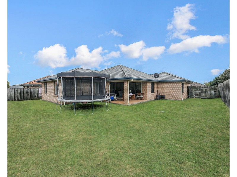 11 Dewhurst Crescent, Raceview QLD 4305