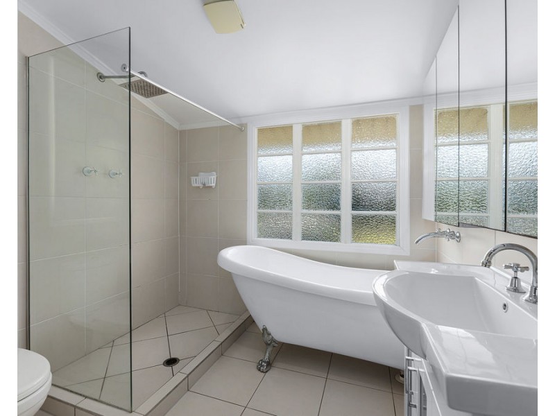 38 Flint Street, North Ipswich QLD 4305