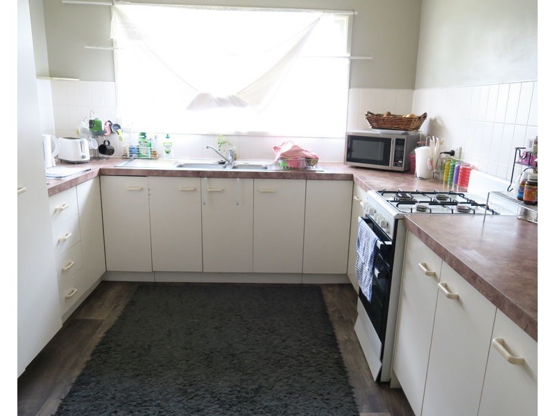 4 Vi Court, Brassall QLD 4305