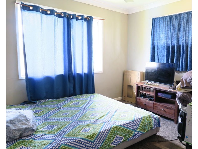 4 Vi Court, Brassall QLD 4305