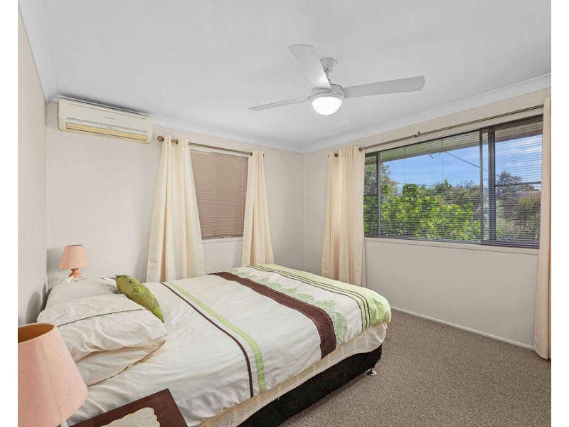 18 Ross Street, Brassall QLD 4305