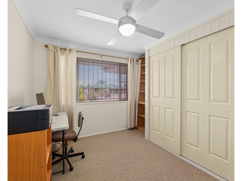 18 Ross Street, Brassall QLD 4305