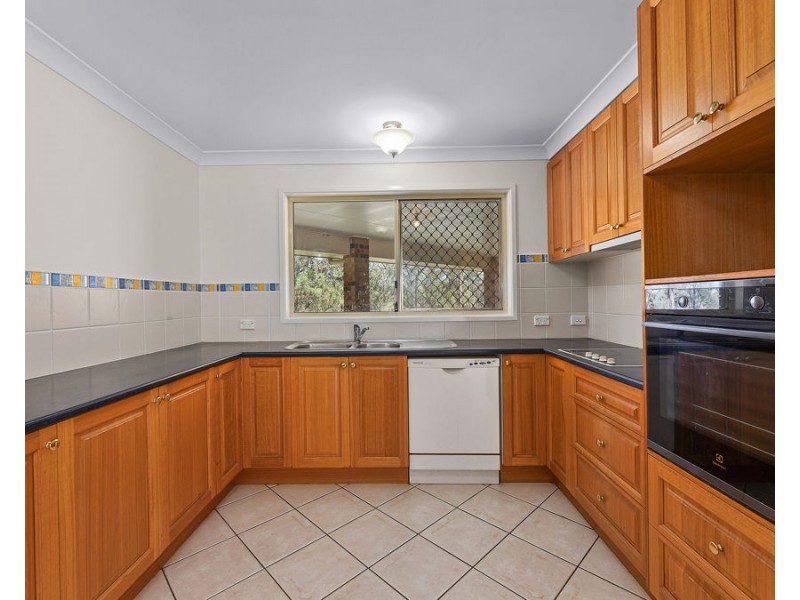115 Winland Drive, Deebing Heights QLD 4306