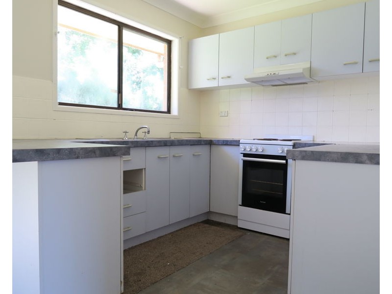 19 Vale Street, Bundamba QLD 4304