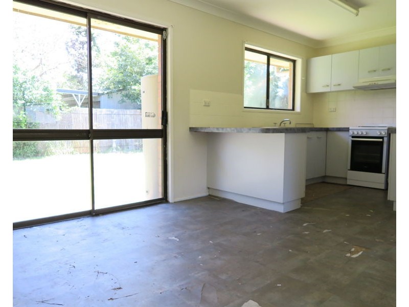 19 Vale Street, Bundamba QLD 4304