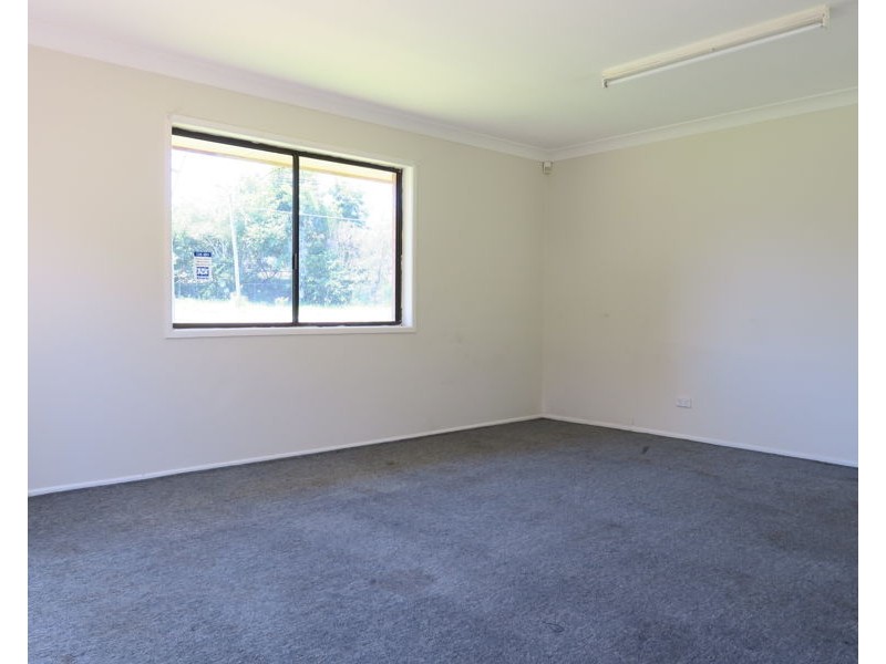 19 Vale Street, Bundamba QLD 4304