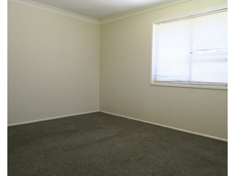 19 Vale Street, Bundamba QLD 4304