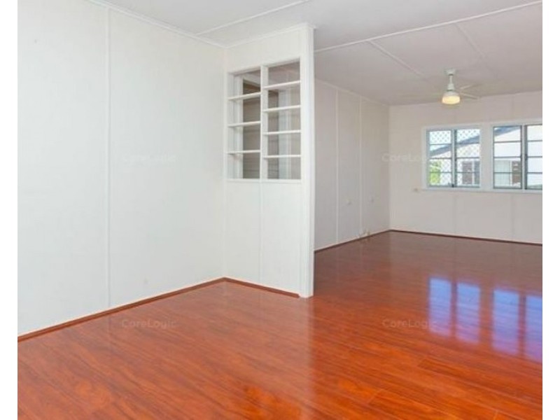 37 Clifton Street, Booval QLD 4304