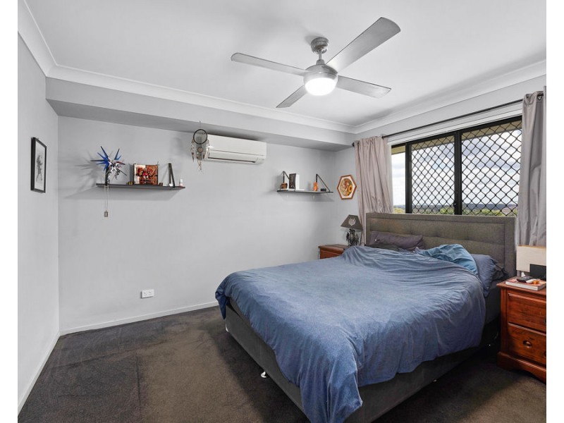 4 Fawnwood Street, Fernvale QLD 4306