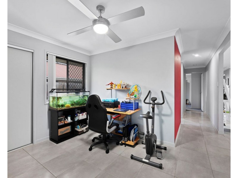4 Fawnwood Street, Fernvale QLD 4306