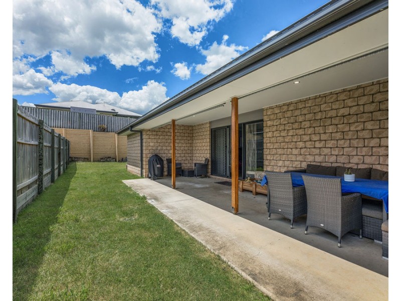 4 Fawnwood Street, Fernvale QLD 4306