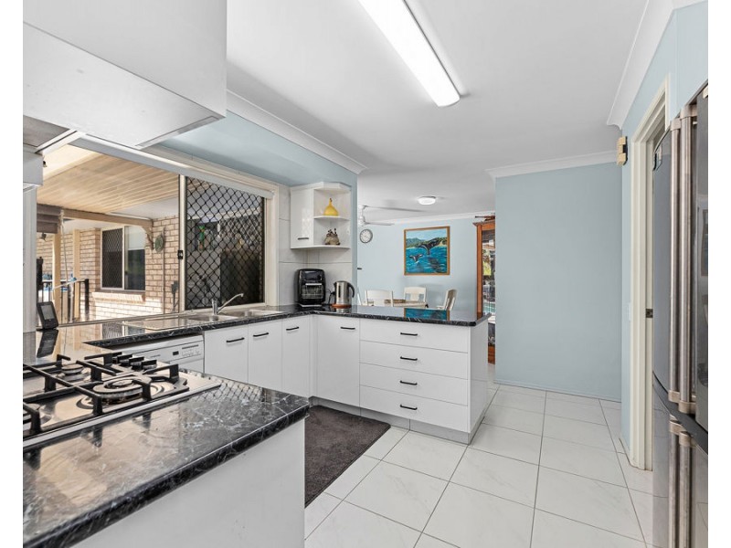 20 KENTIA CIRCUIT, Flinders View QLD 4305