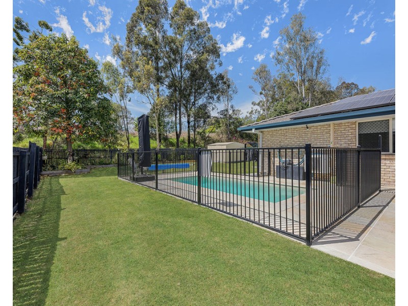 20 KENTIA CIRCUIT, Flinders View QLD 4305