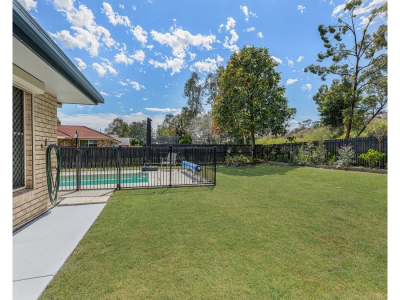 20 KENTIA CIRCUIT, Flinders View QLD 4305