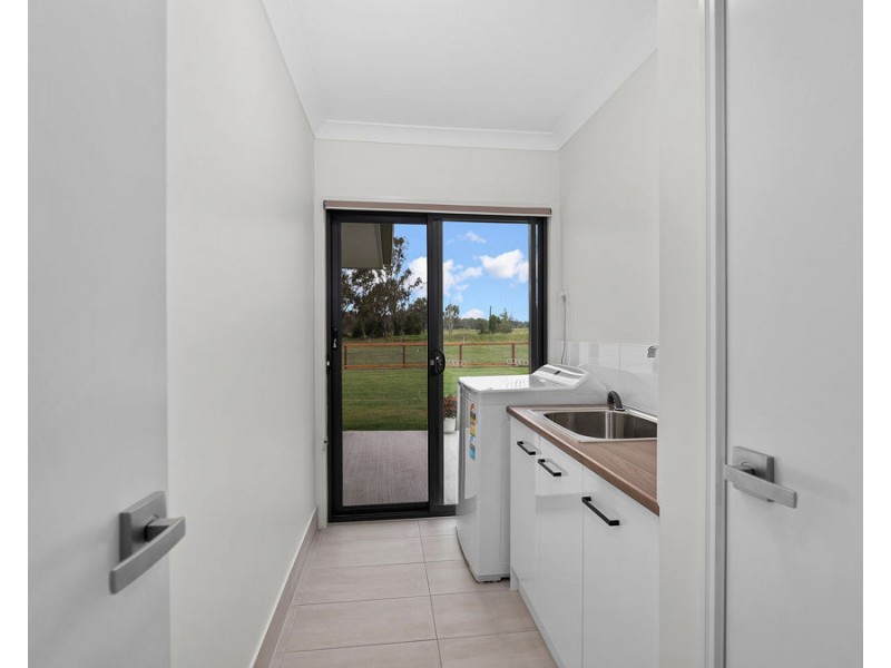 Hatton Vale QLD 4341