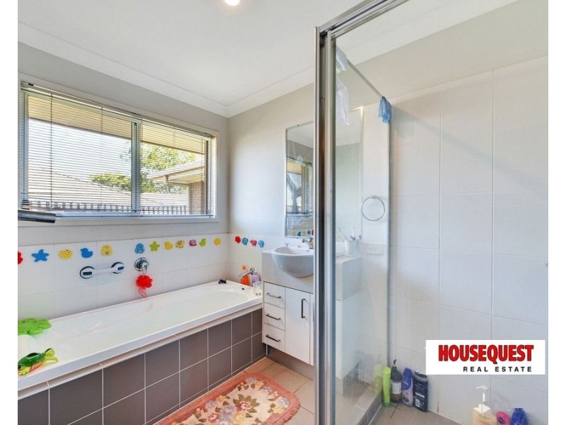 28 Westminster Crescent, Raceview QLD 4305