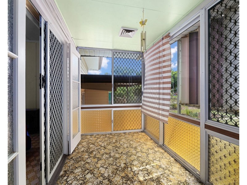 19 Alexandra Street, Booval QLD 4304