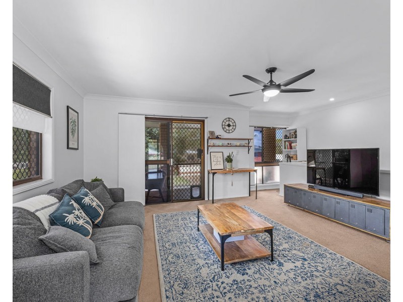 25 Thomas Street, Flinders View QLD 4305