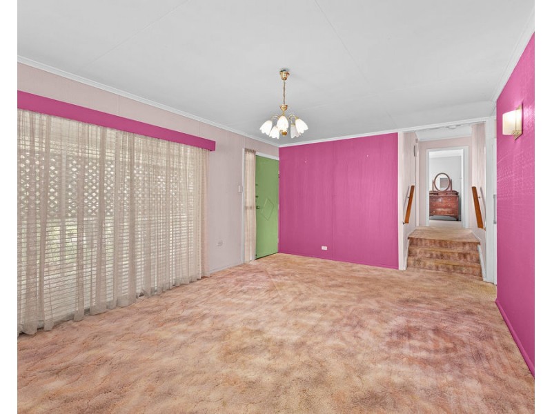 31 Lloyd George Street, Eastern Heights QLD 4305