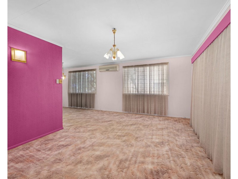 31 Lloyd George Street, Eastern Heights QLD 4305