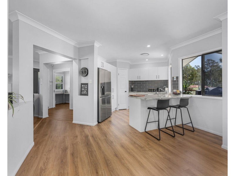 29 Eastfield Court, Deebing Heights QLD 4306