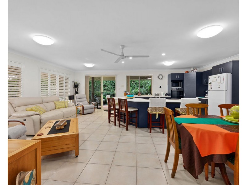 14 Hampden Court, Brassall QLD 4305