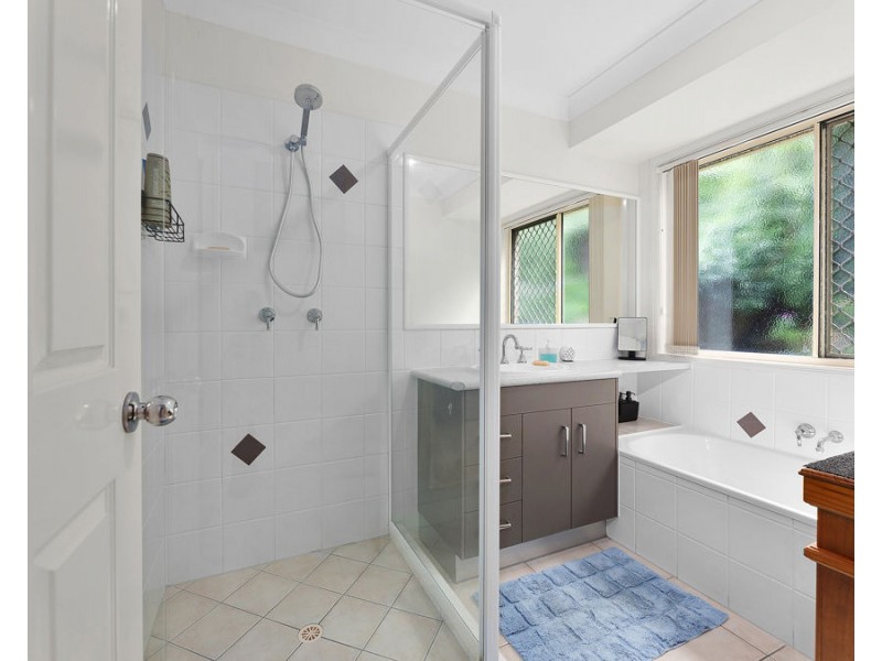 14 Hampden Court, Brassall QLD 4305