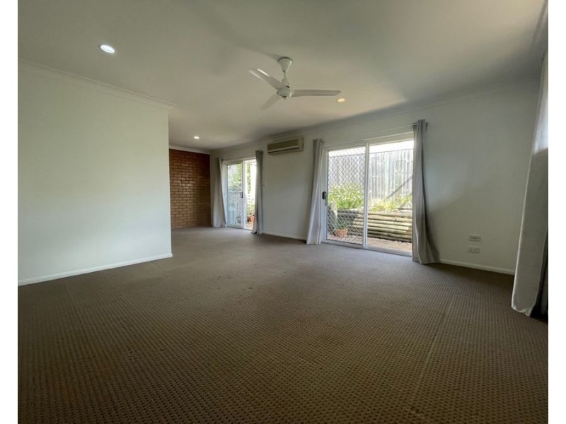 11/11 Newtown Street, East Ipswich QLD 4305