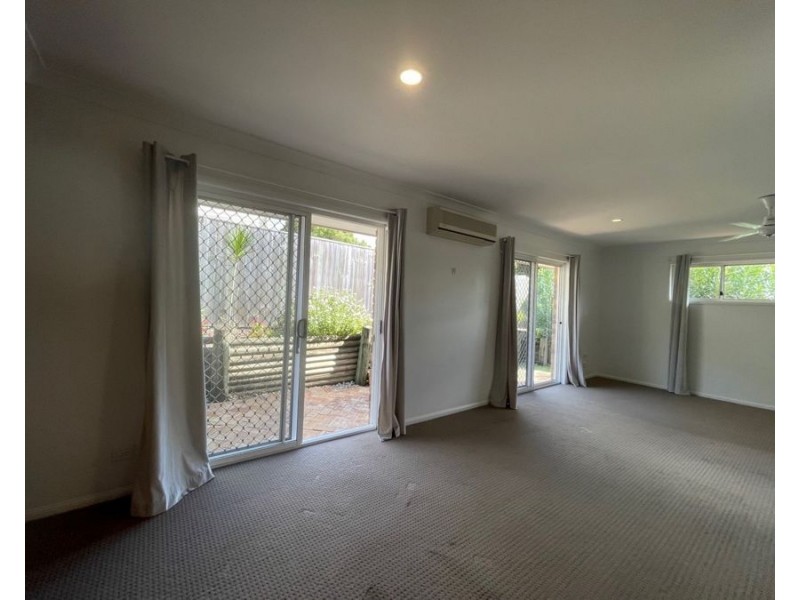 11/11 Newtown Street, East Ipswich QLD 4305