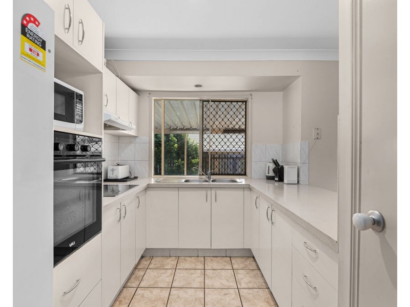349 South Station Road, Raceview QLD 4305