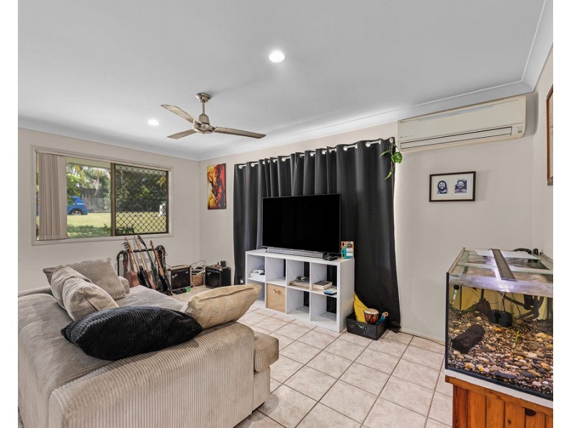 349 South Station Road, Raceview QLD 4305