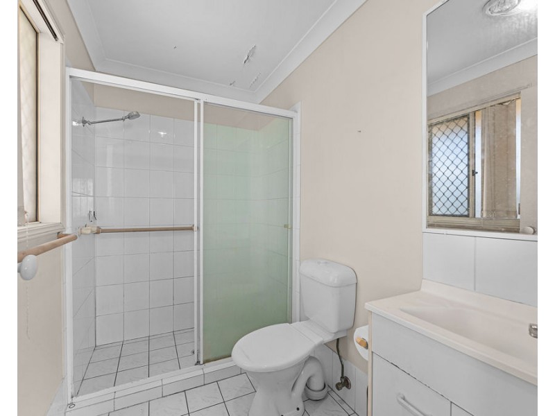 349 South Station Road, Raceview QLD 4305